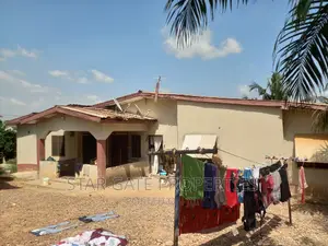 5bdrm House in Star Gate Properties, Kumasi Metropolitan for sale