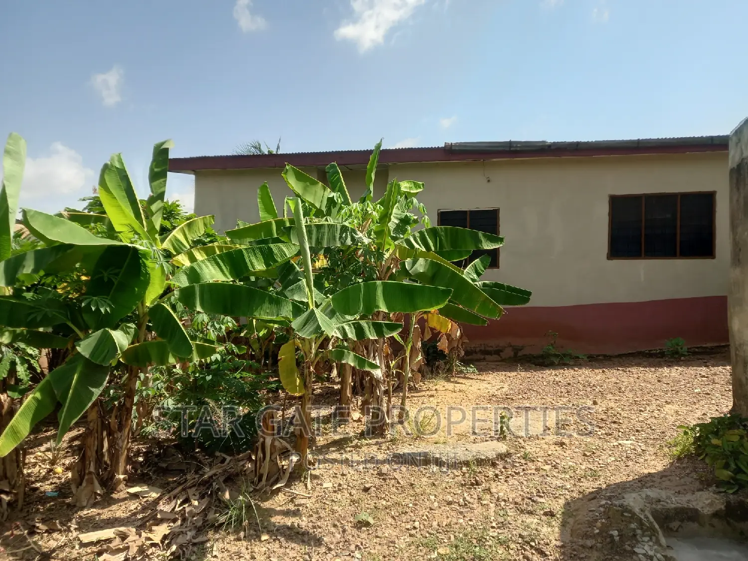 5bdrm House in Star Gate Properties, Kumasi Metropolitan for sale