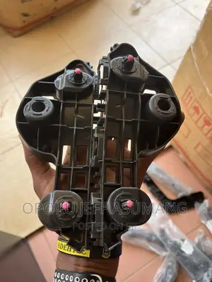 Camry 2018-2022 Fender Bracket