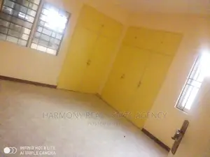 13bdrm House in Dzorwulu for rent