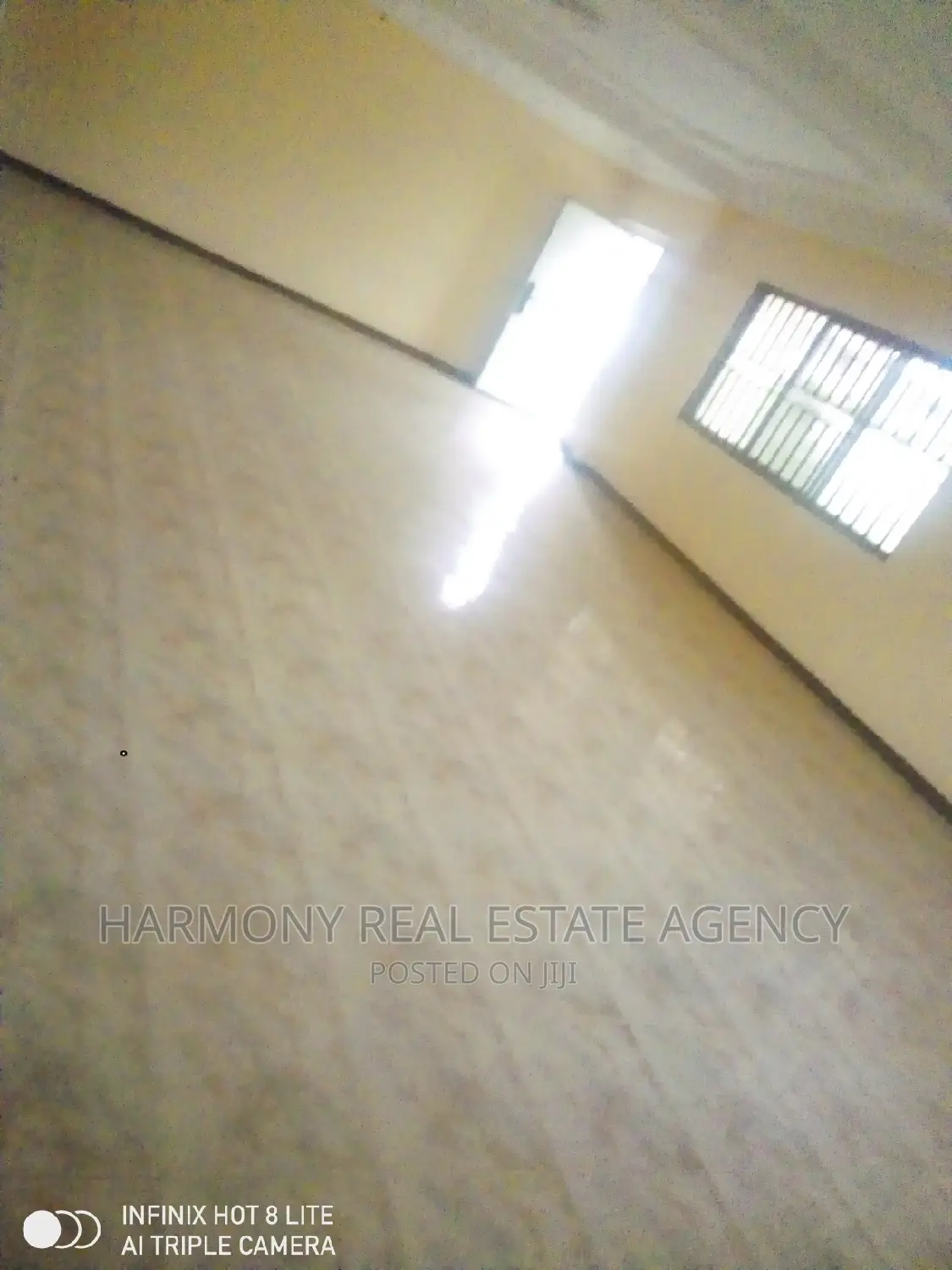 13bdrm House in Dzorwulu for rent