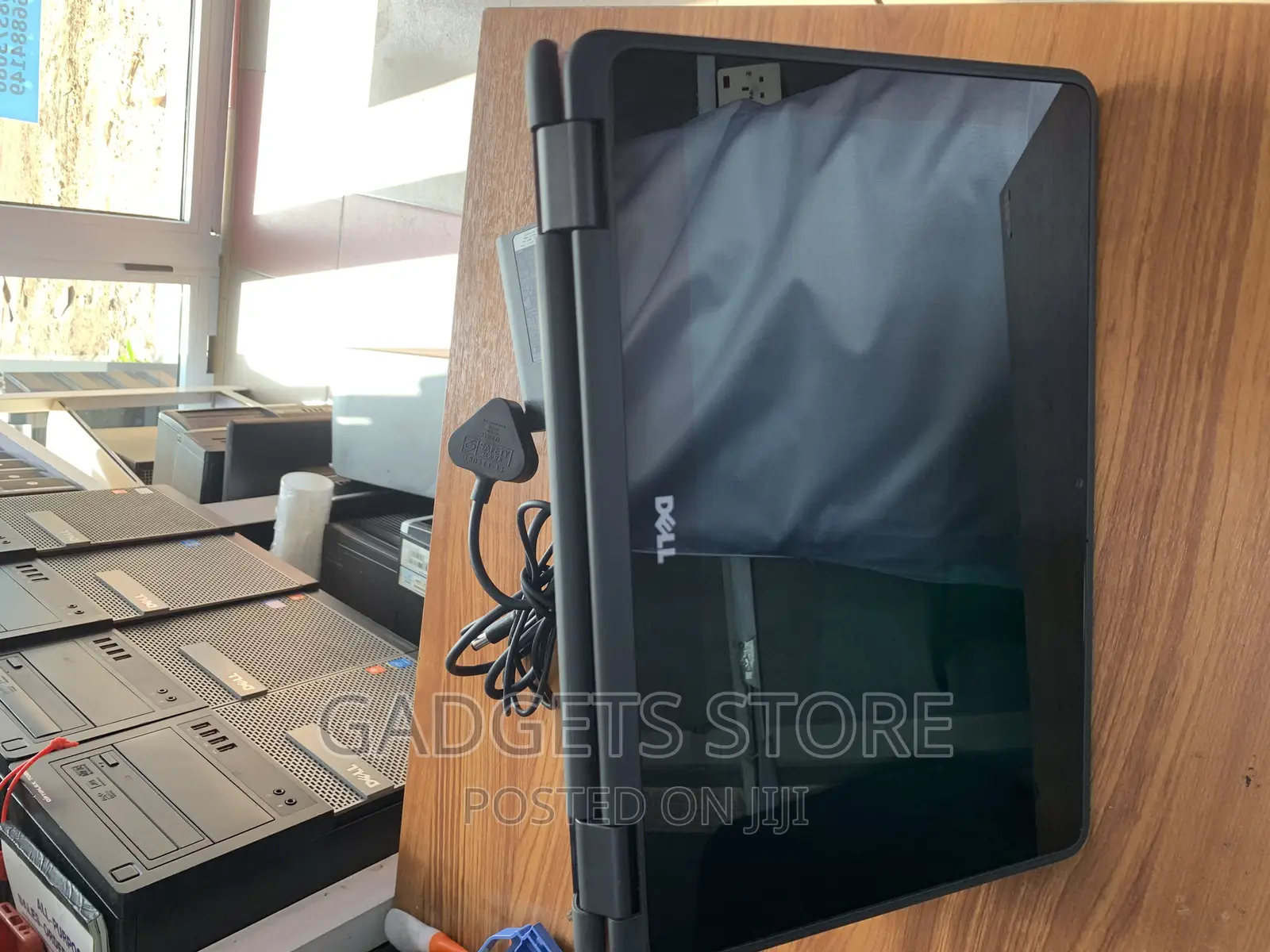 Laptop Dell Latitude 11 3189 4GB Intel SSD 128GB