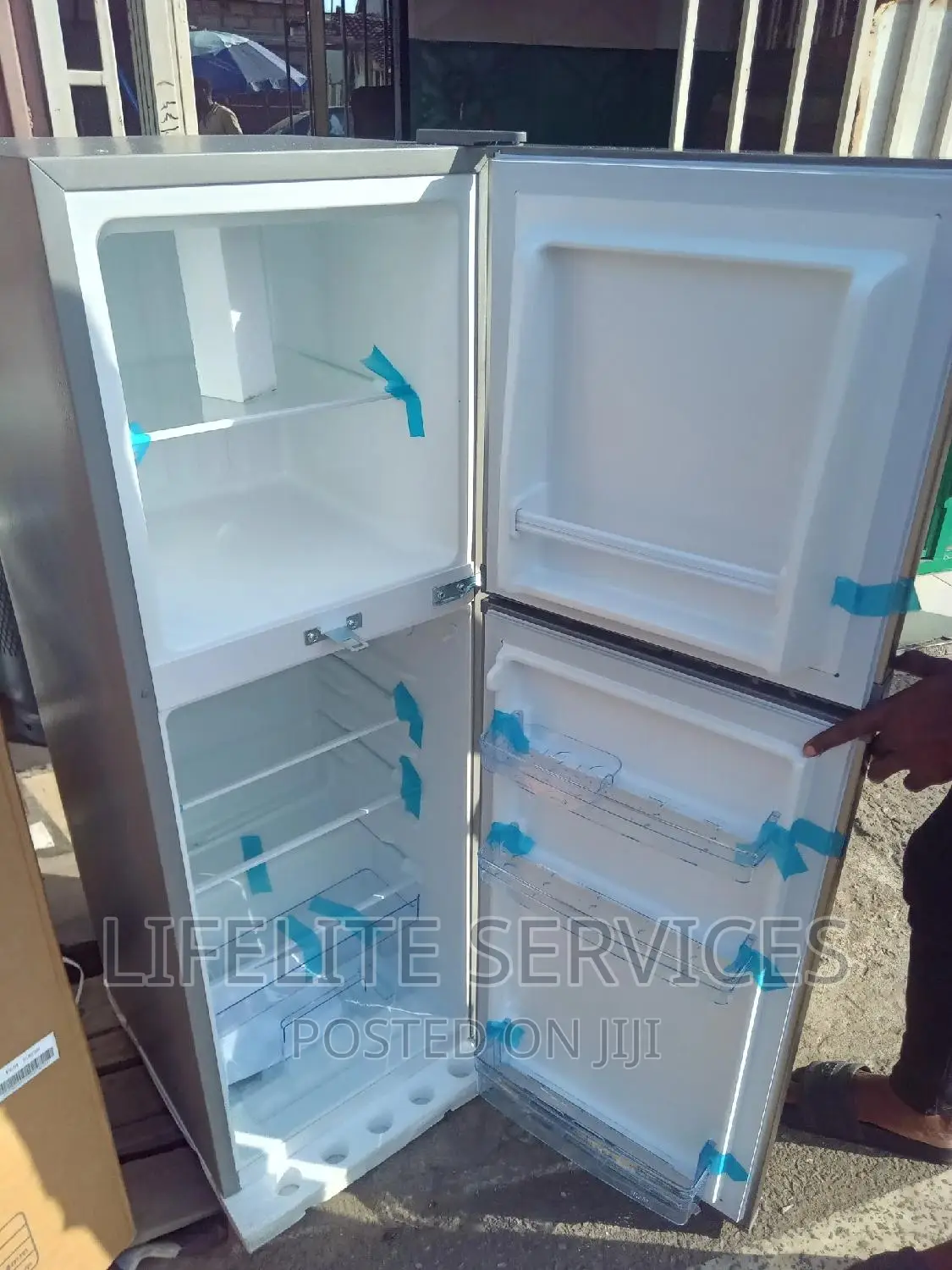 Top Freezer Fridge Pearl 138litres