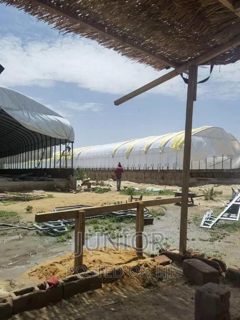CAL 4 PRICE. Structure for Poultry Other Livestock Farming