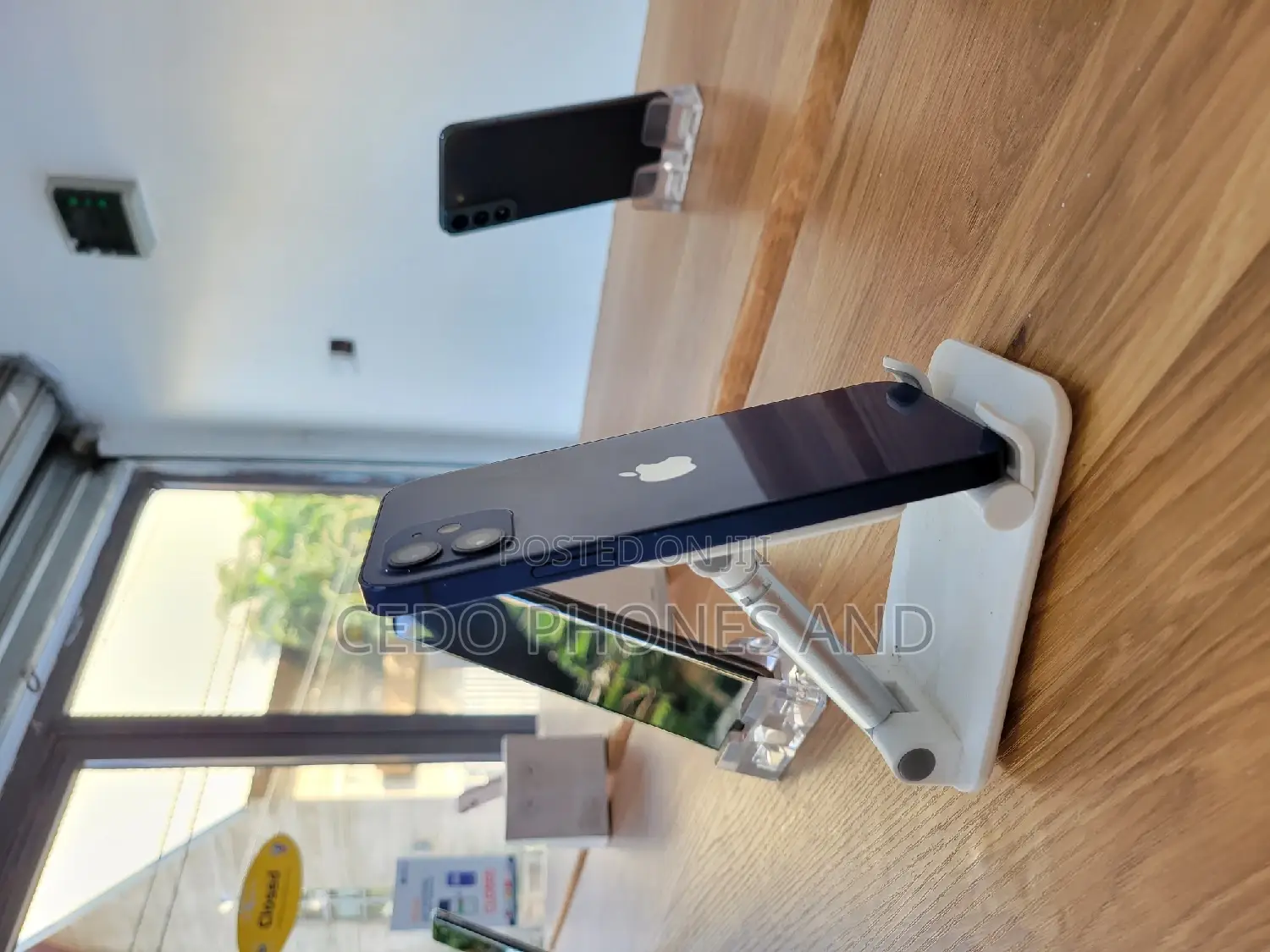 Apple iPhone 12 64 GB Blue