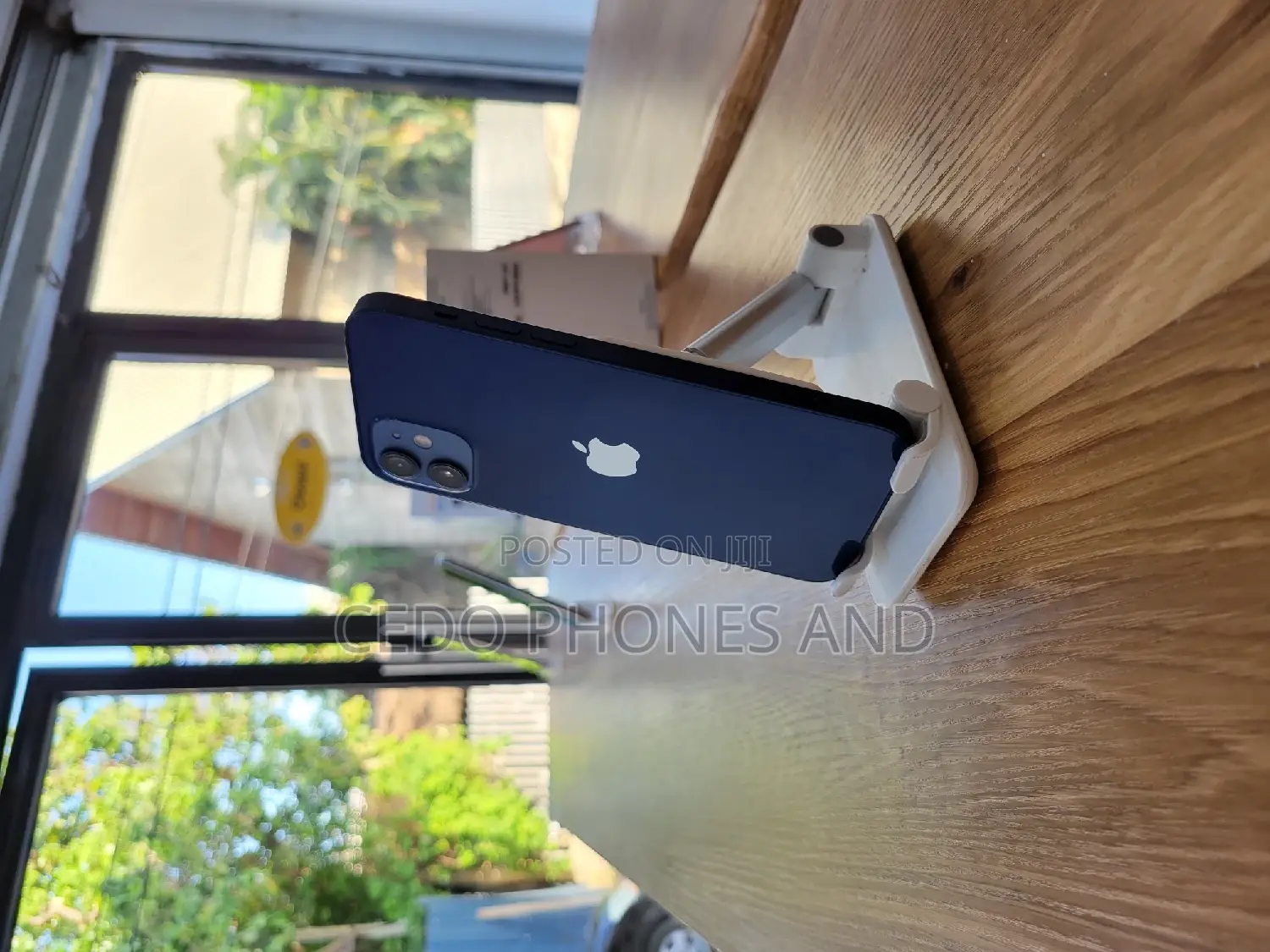 Apple iPhone 12 64 GB Blue