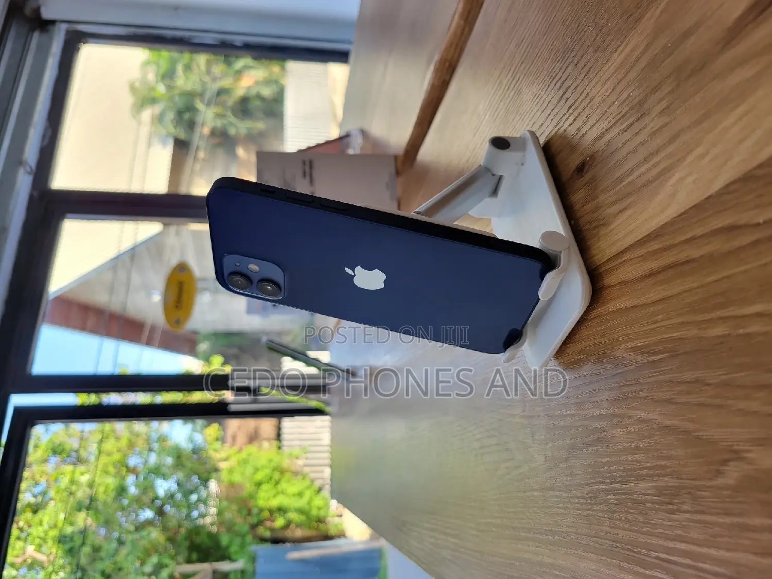 Apple iPhone 12 64 GB Blue