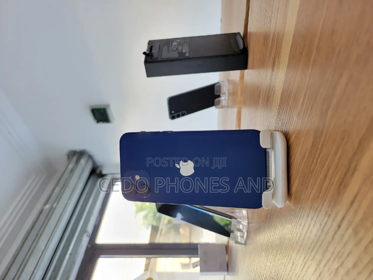 Apple iPhone 12 64 GB Blue