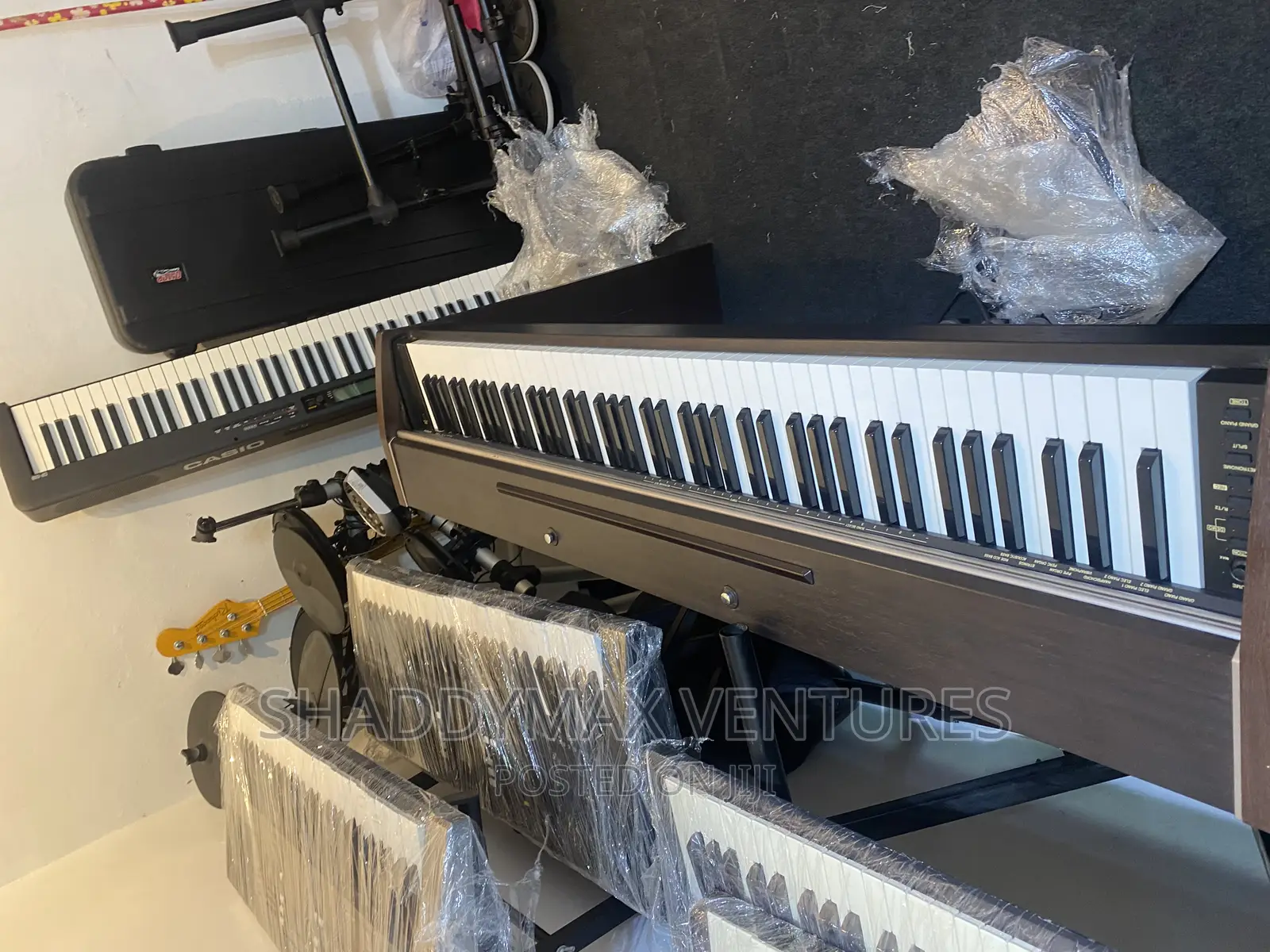 Casio Privia PX700 Digital Piano