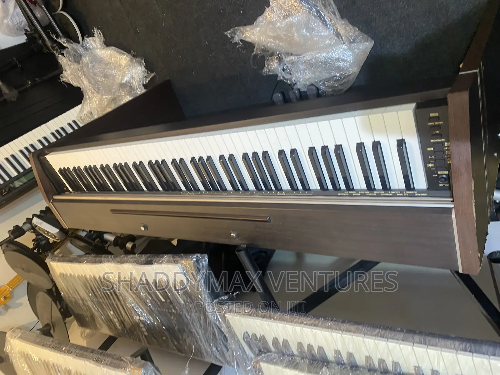 Casio Privia PX700 Digital Piano