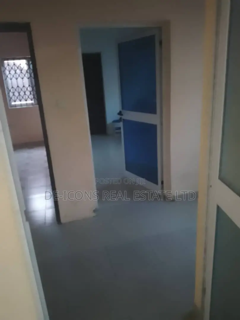 1bdrm Bungalow in De-Icons Real Estate, Awutu Senya East Municipal