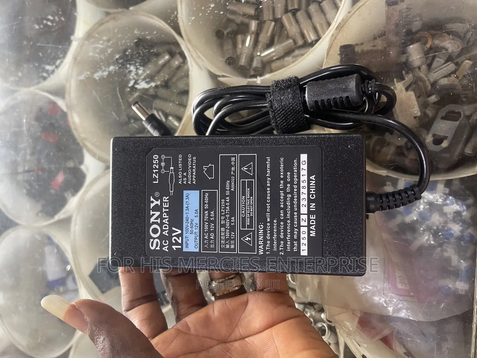 12 Volts Adapter 5 Amps