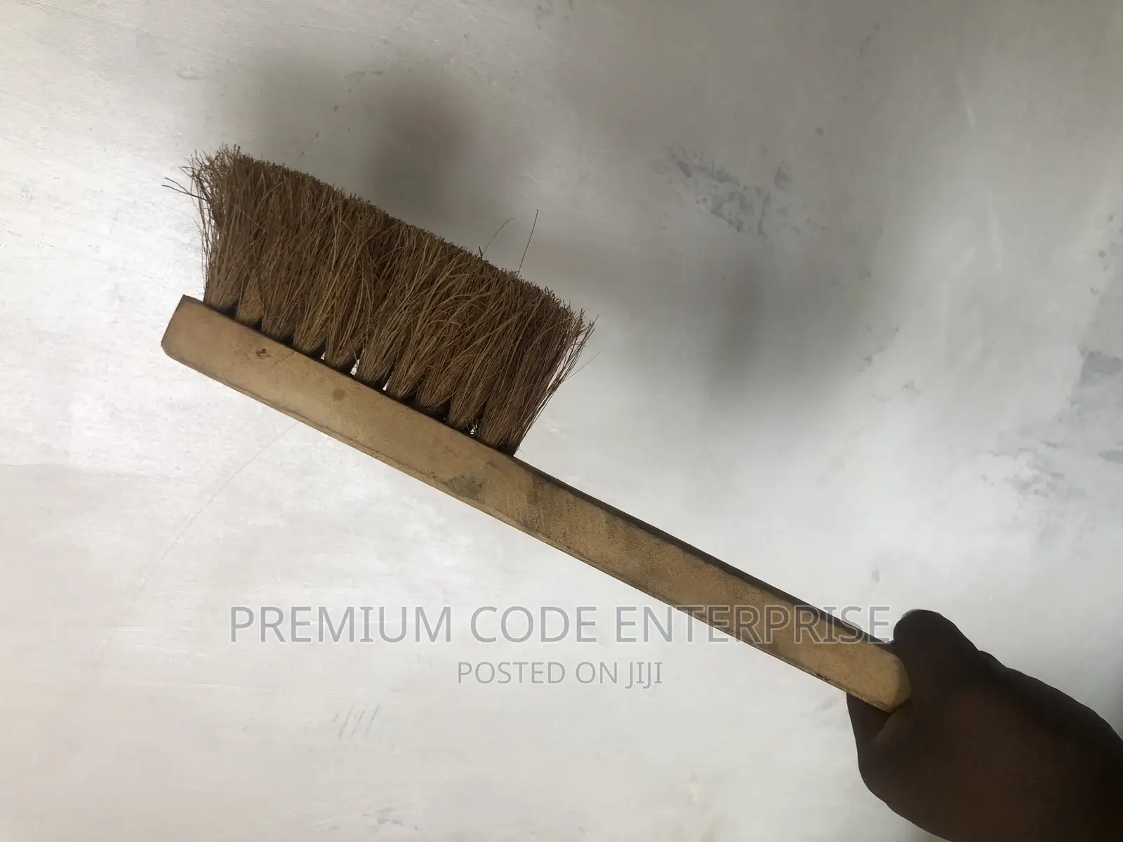 Coal Tar Brush, Short Handle