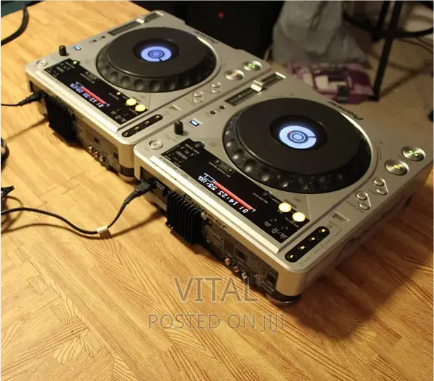 Pioneer CDJ800 2台セット Pioneer CDJ800 2台セット Pioneer CDJ 800 mk2 728 pioneer CDJ-800
