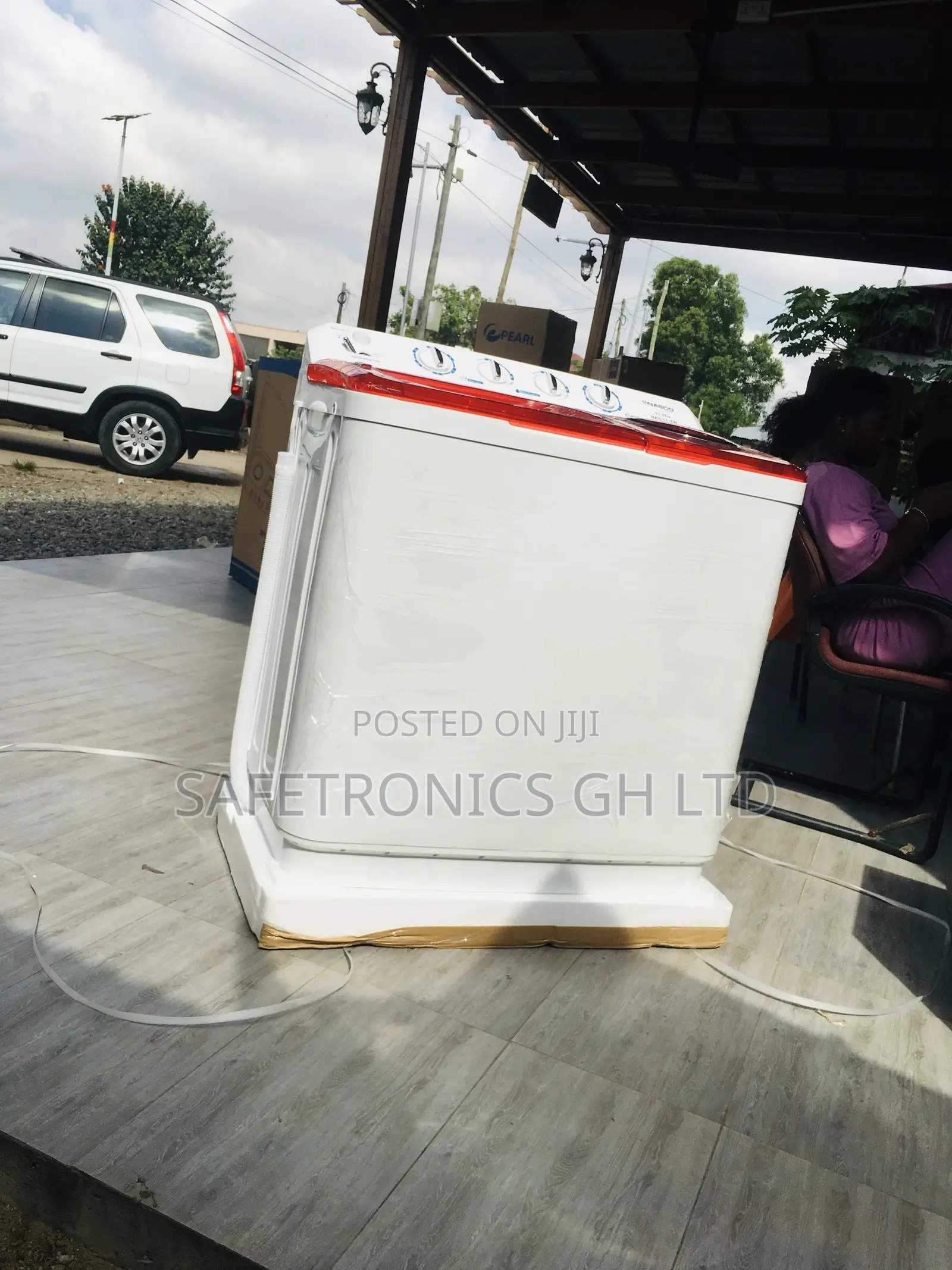 11kg Semiautomatic Red/White Nasco Washingmachine Topload