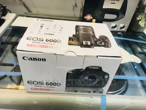 Efficient Canon Eos 600d 18mp Digital SLR Camera (Black)