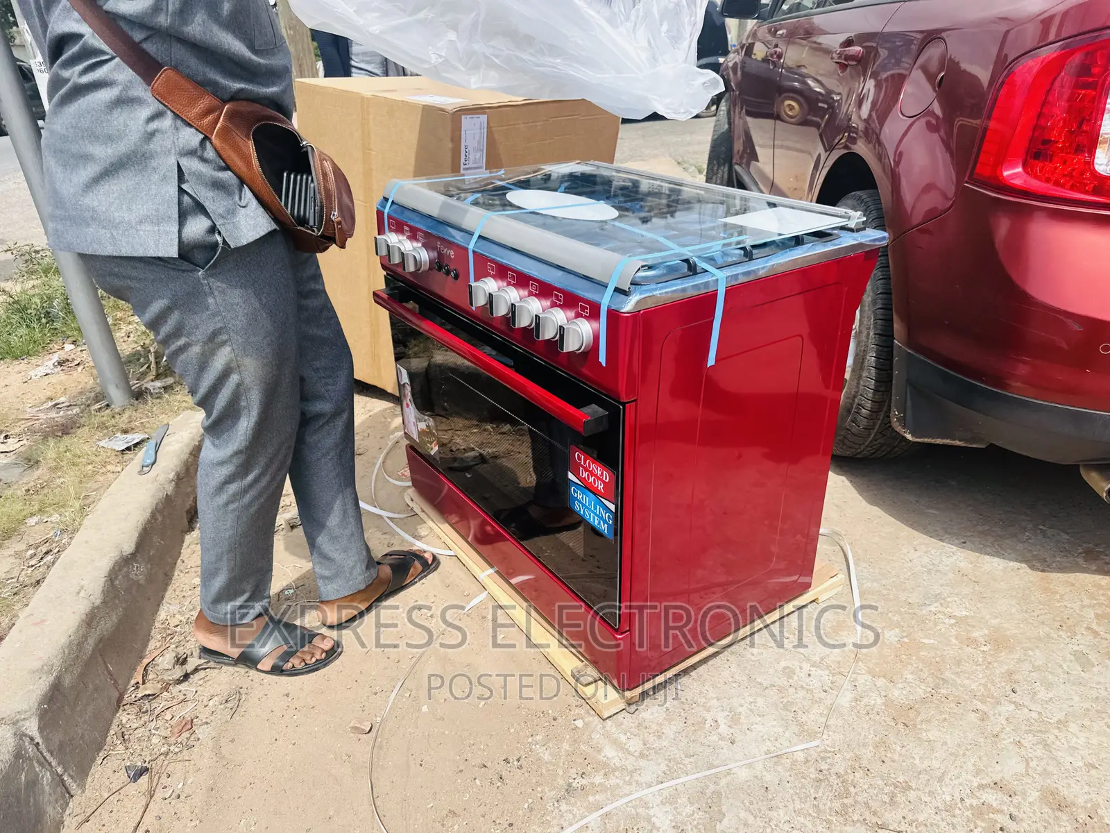 Very Lovely Red Ferre Gas Cooker Oven Grill 5burner 60/90