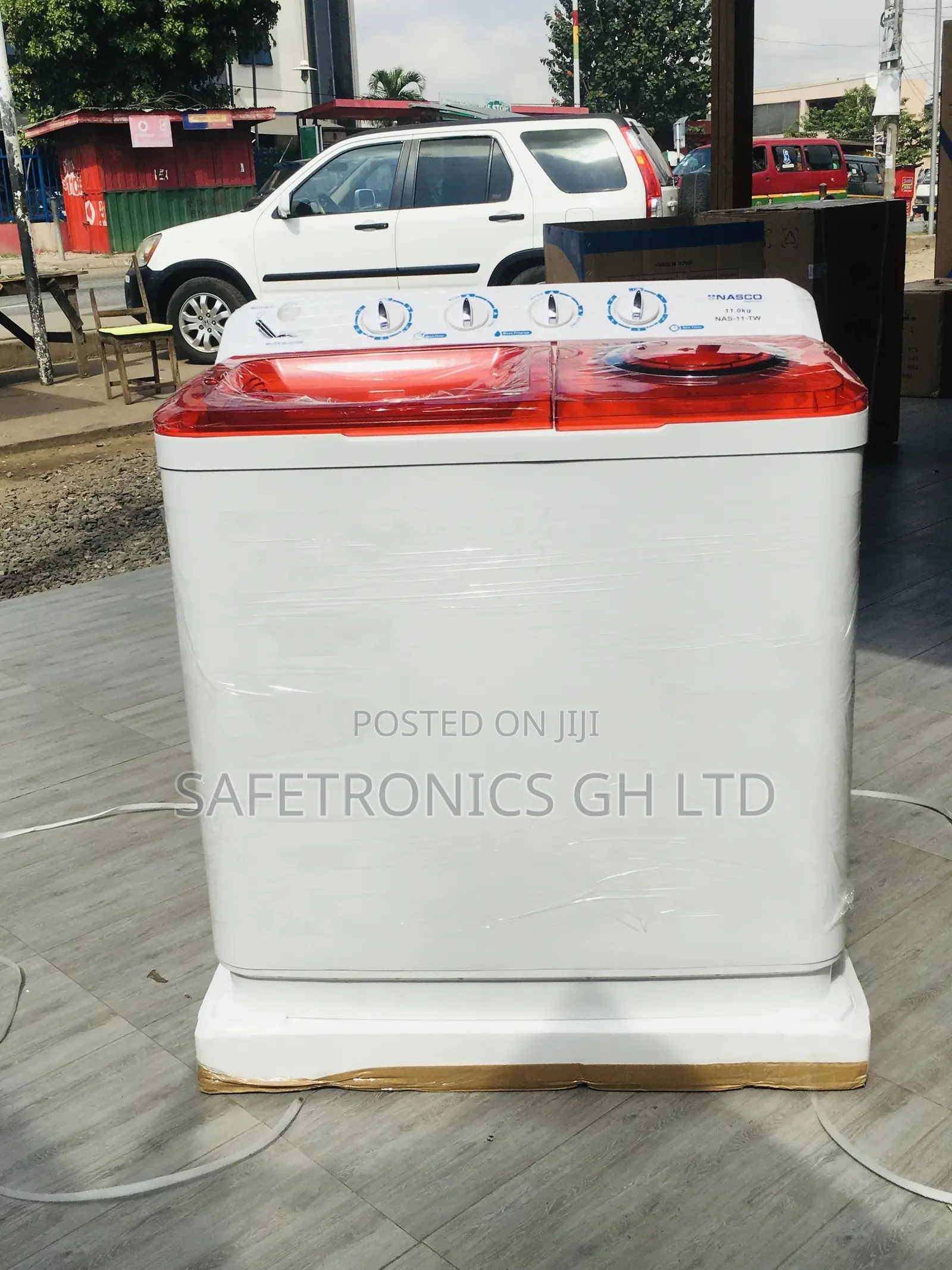 White/Red Washingmachine Nasco 11kg Semiautomatic Topload