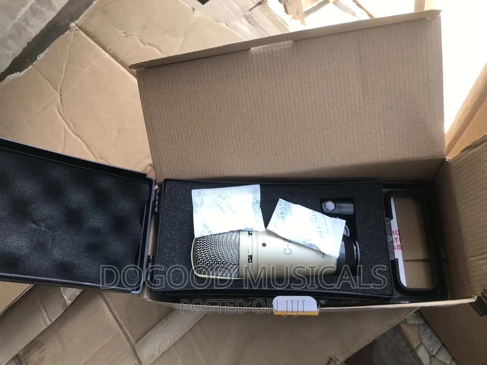 BEHRINGER C-3 Dual Diaphragm Condenser Microphone