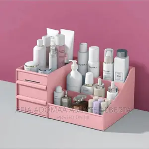 Fashion Makeup/Cosmetic Organiser Box With Drawers
