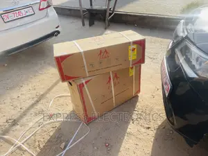 Non-Inverter Split R410 Gas Zara 1.5hp AC White