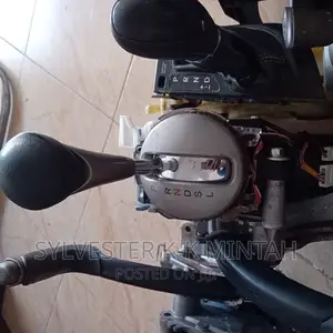 Gear Lever (Automatic Only)