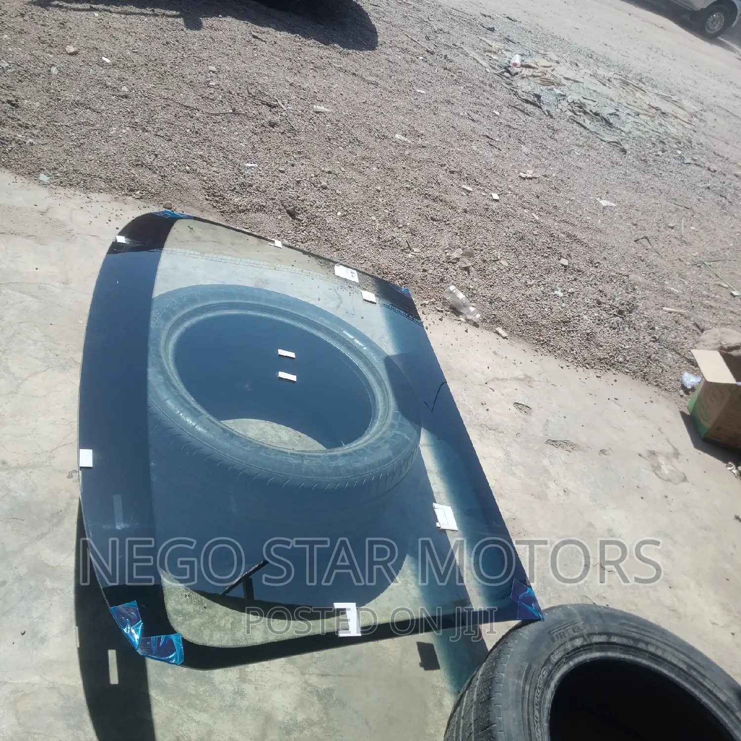 Kia Sorento 2010 Front Windscreen