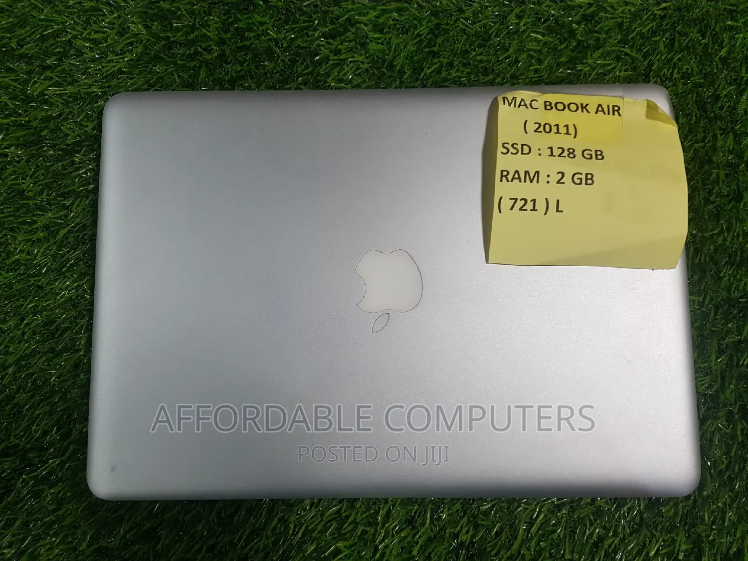 Laptop Apple MacBook Air 2011 2GB Intel SSD 128GB