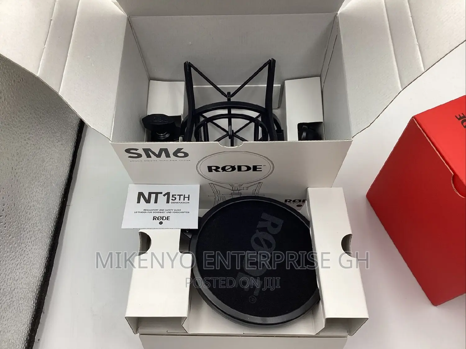 Rode Nt1 5th Gen Condenser Microphone