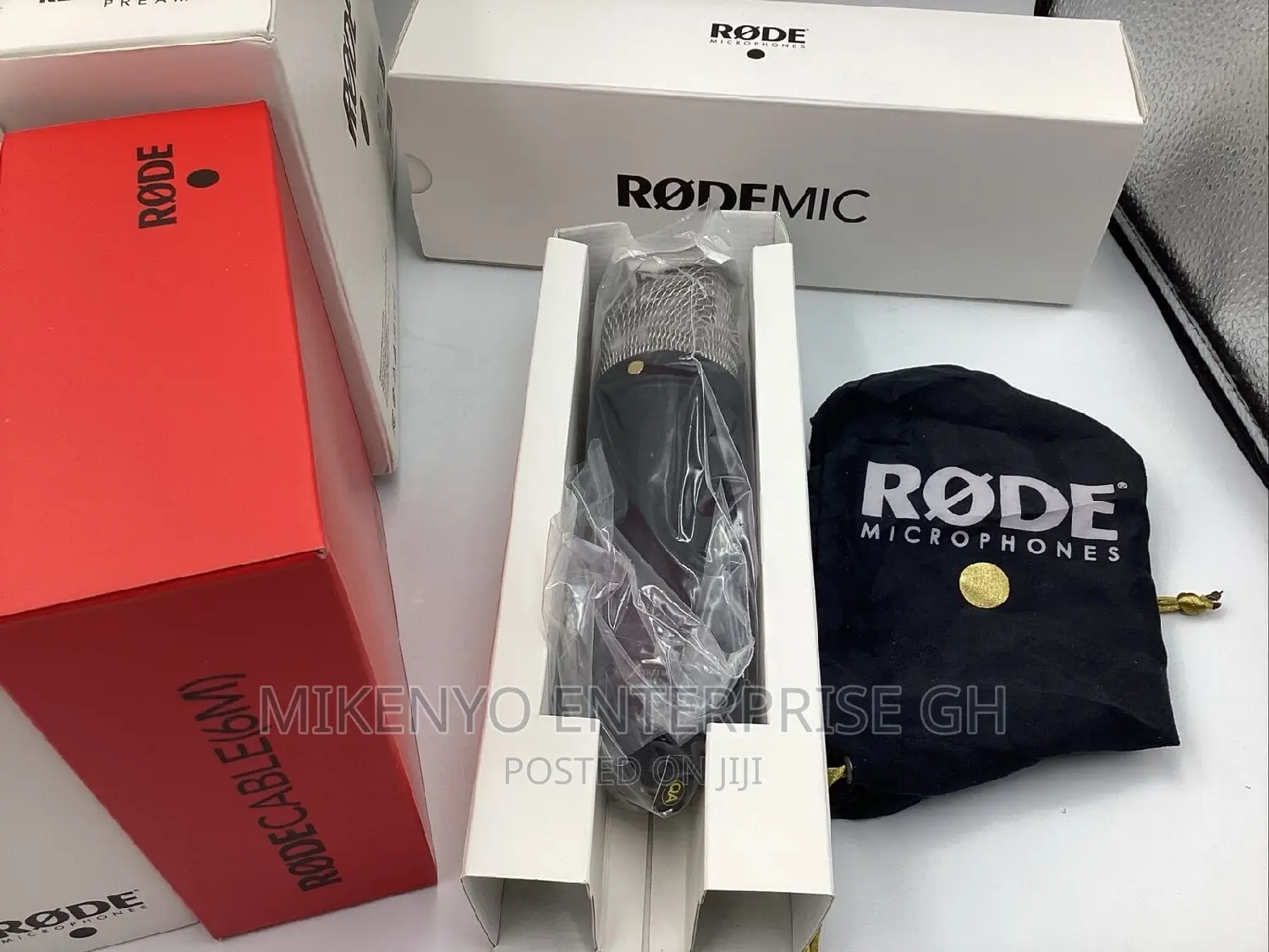 Rode Nt1 5th Gen Condenser Microphone
