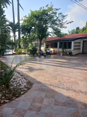 6bdrm House in Labone for sale