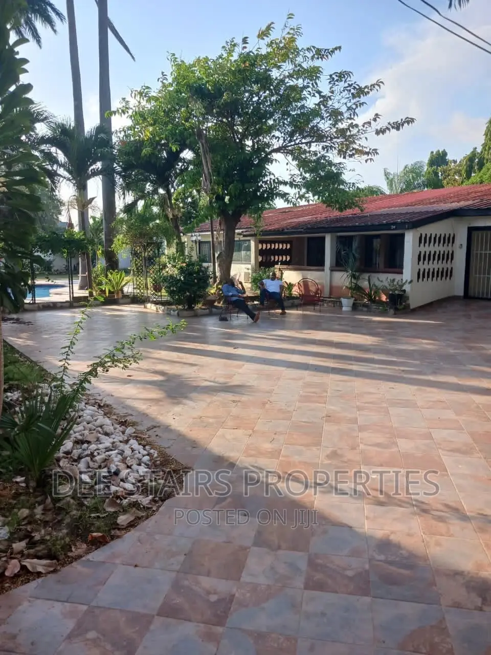 6bdrm House in Labone for sale