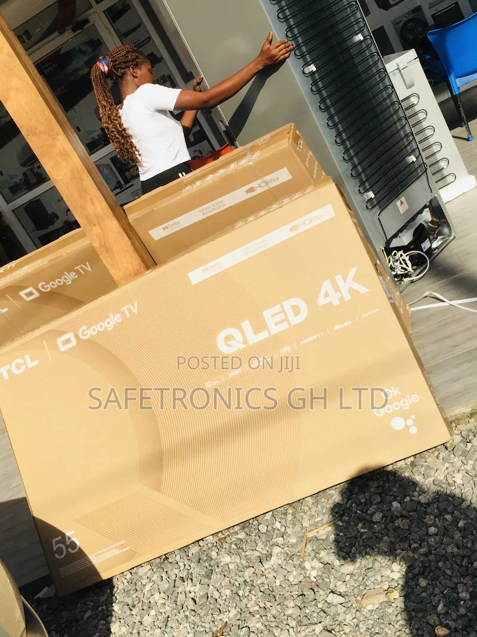 55 Inches Glossy TCL HDR QLED Smart Black C645 Tv