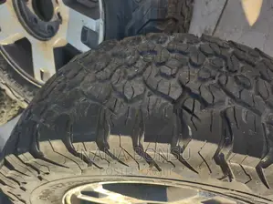 275/65 R18 Long Range Tyres With Original Rim