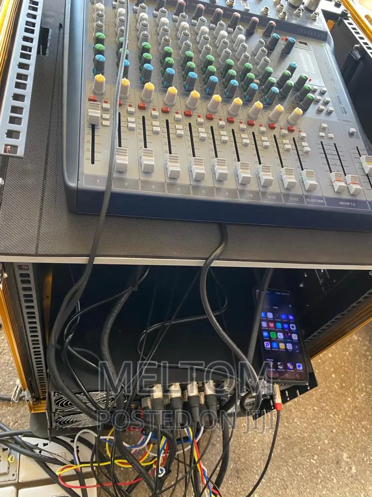 Line Array With Double Bass And Loaded Dj Rack Full Set-up