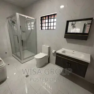 5bdrm Duplex in Wisa Groups, Accra Metropolitan for sale