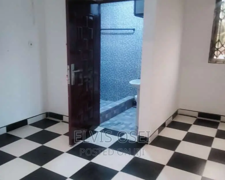 1bdrm Apartment in Cp Ablekuma. for rent