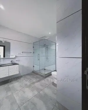 4bdrm House in East Legon for sale