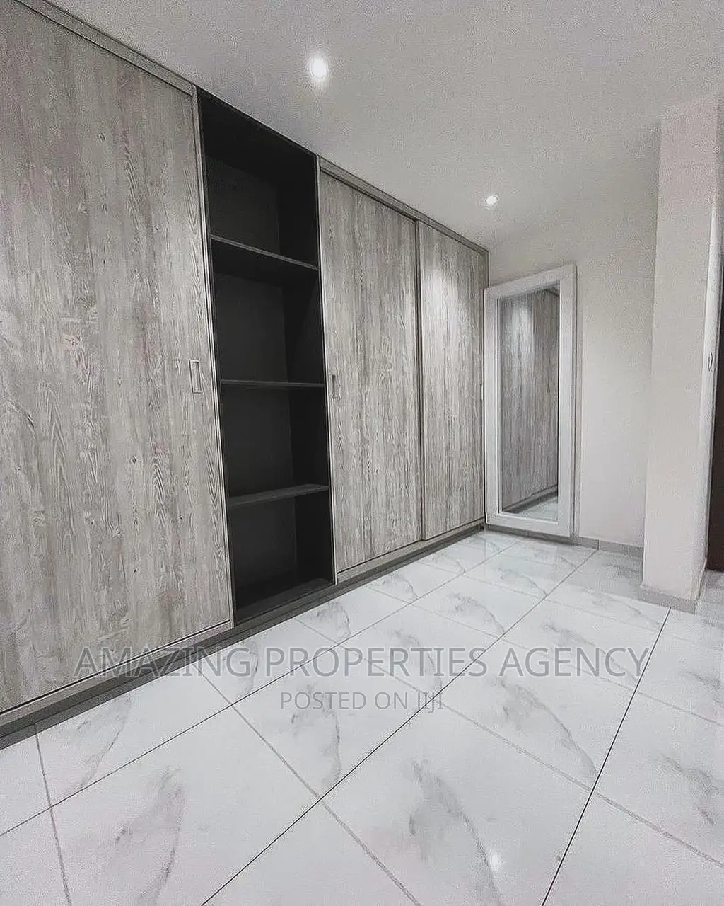 4bdrm House in East Legon for sale