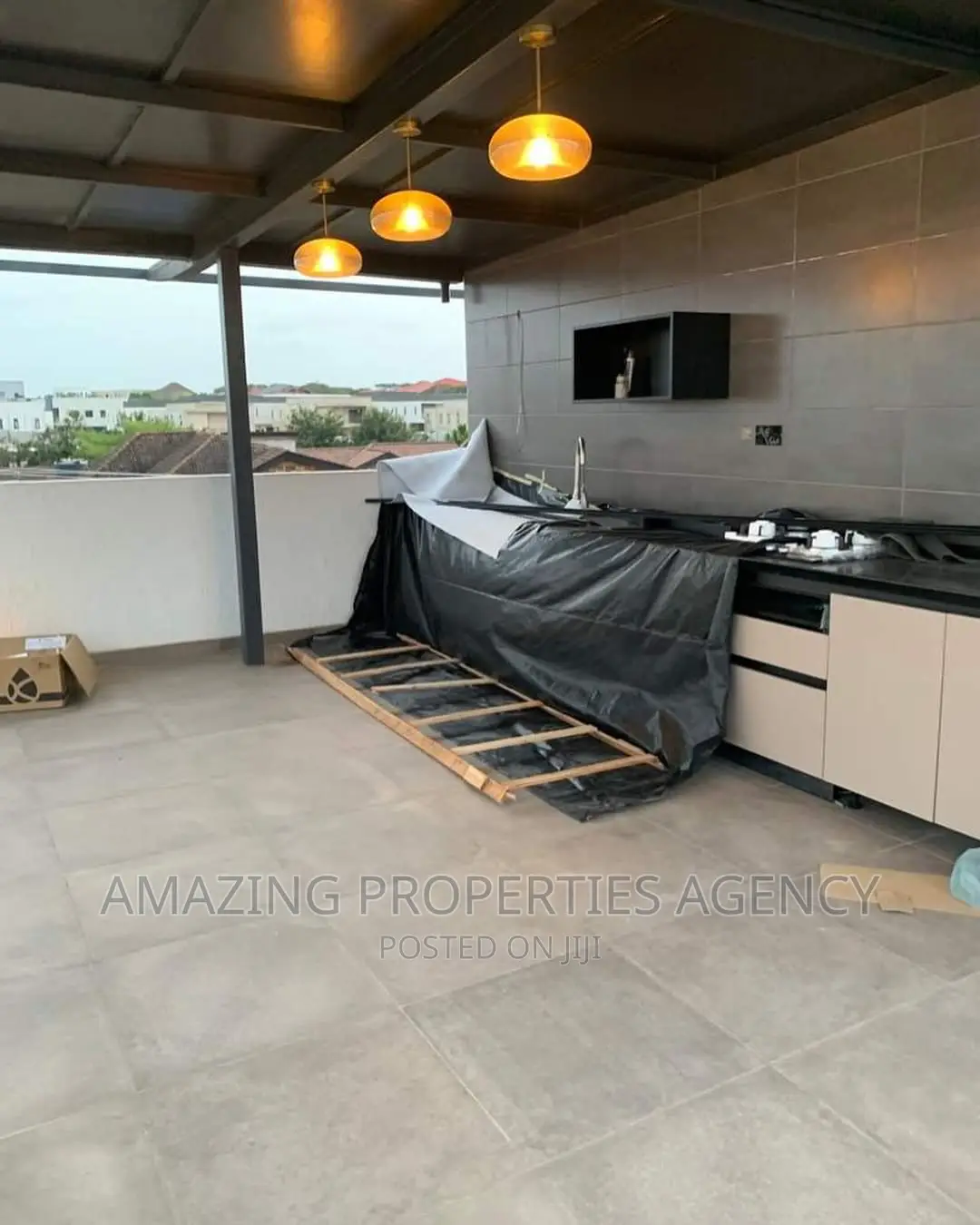 5bdrm House in Adjiriganor for sale