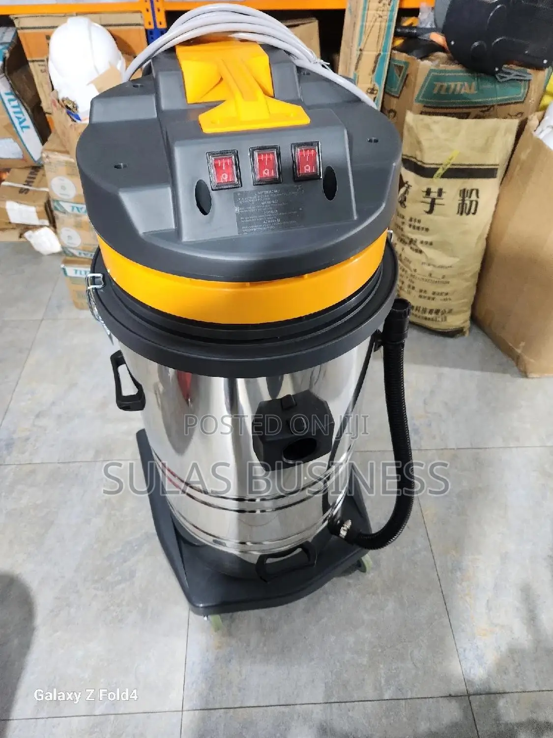 Karcher Vaccum Cleaning Machine