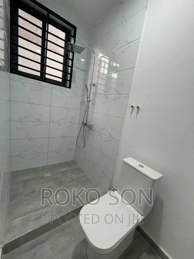 4bdrm Duplex in Dr Roko, East Legon for sale