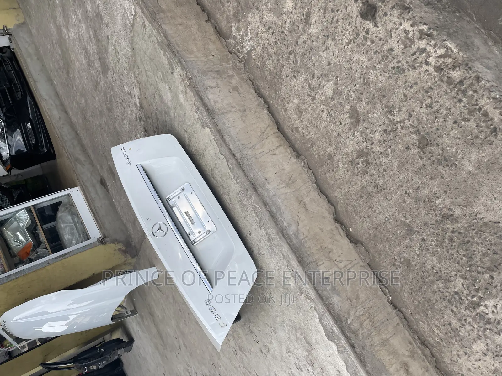 Mercedes Benz Trunk ( Boot )