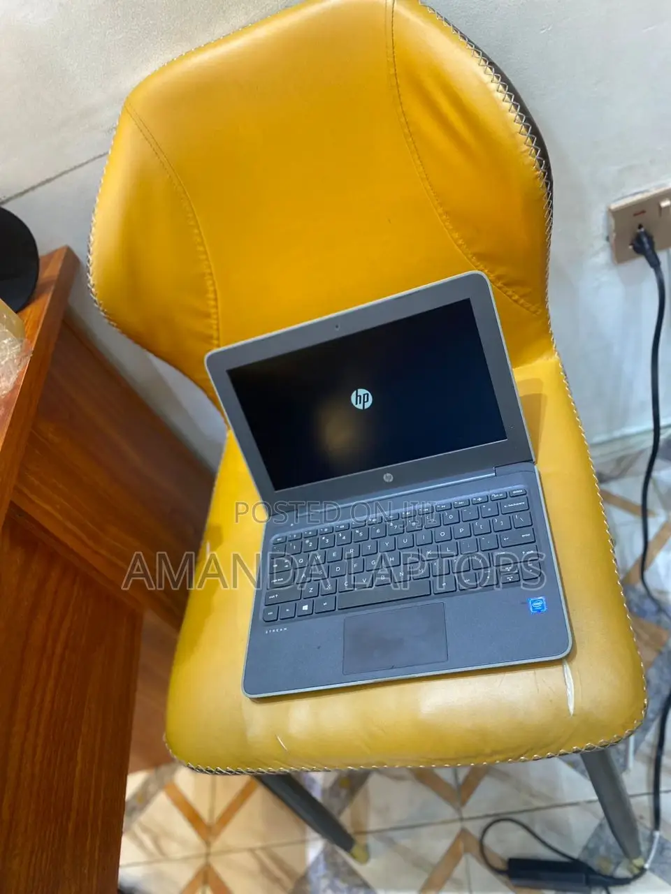 New Laptop HP Stream 11-Ah110hr 4GB Intel SSHD (Hybrid) 128GB