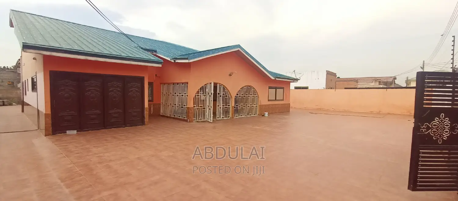 5bdrm House in Dome Pillar 2. Self for rent