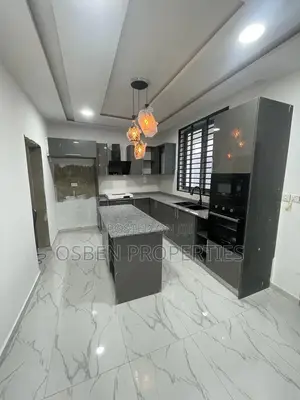4bdrm Duplex in Pleasant Properties, East Legon for sale