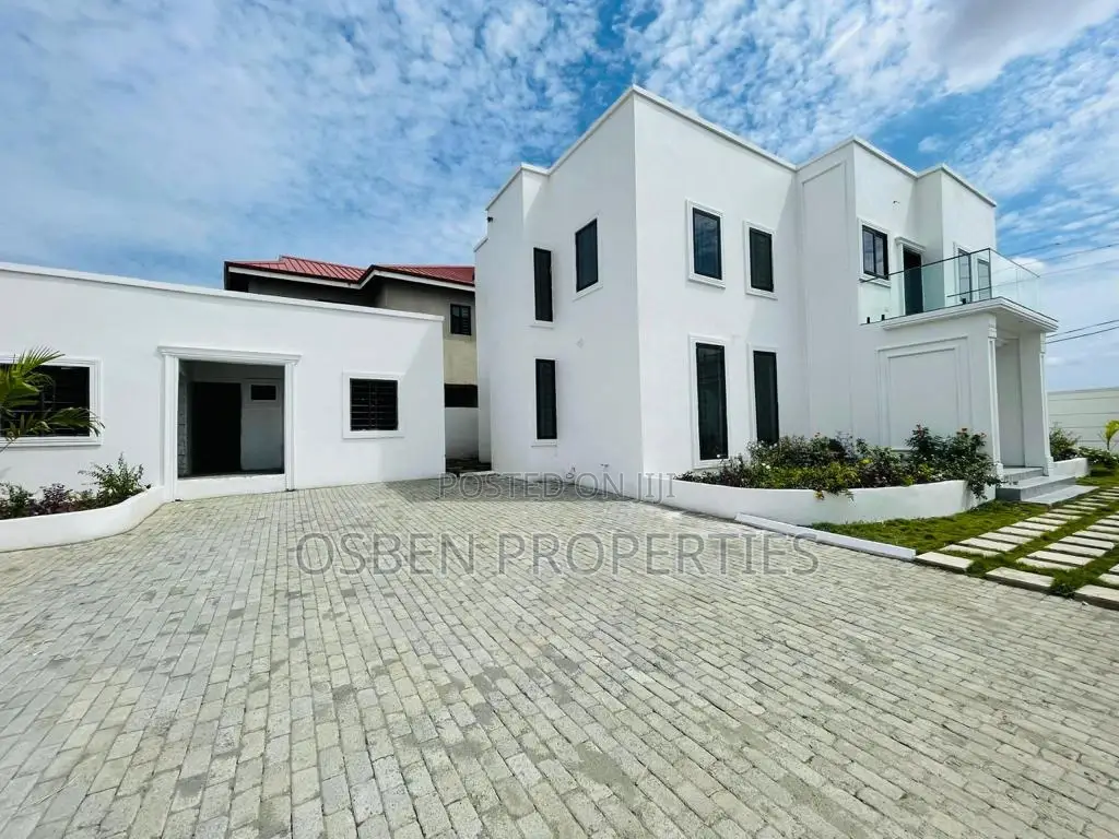 Furnished 5bdrm Duplex in Pleasant Properties, East Legon for sale