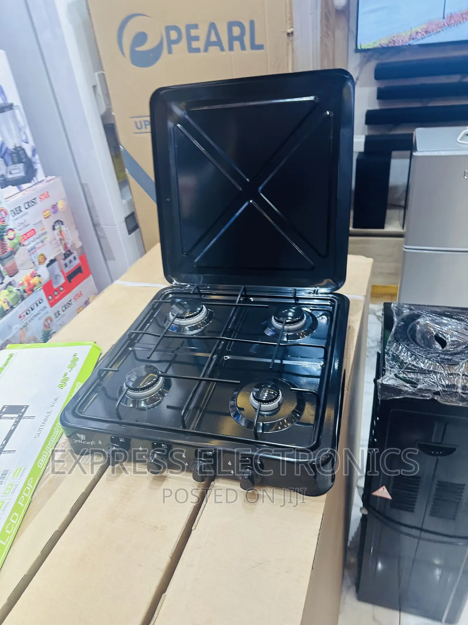 High Performance Sleek Black Gas Cooker 4burner Yucel