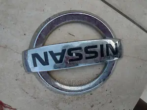Nissan Crown