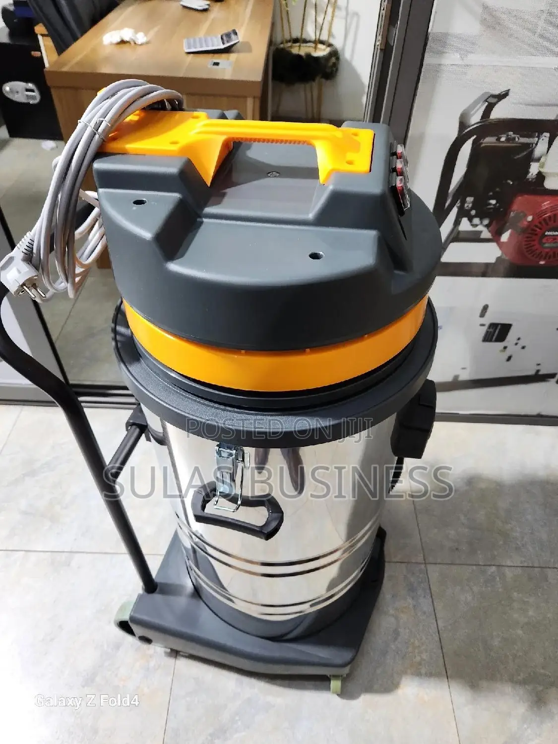 Vacuum Cleaner